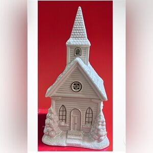 AVON 2005 Country Church Poured Candle NIB